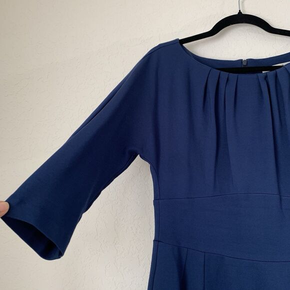 Trina Turk Dress 10 Blue Sheath 3/4 Sleeve Career Office Elegant Quiet Luxury - Picture 3 of 12
